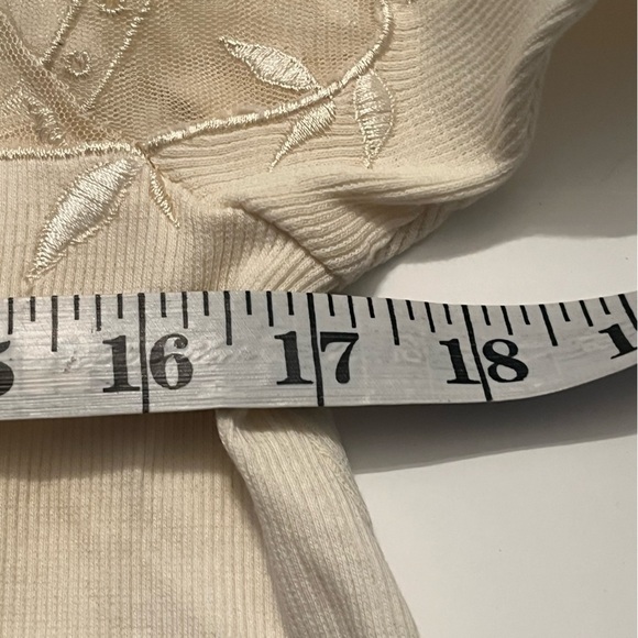 Free People Daniella Lace Shoulder Top Ivory Sz XXS Long Sleeve - Picture 10 of 11